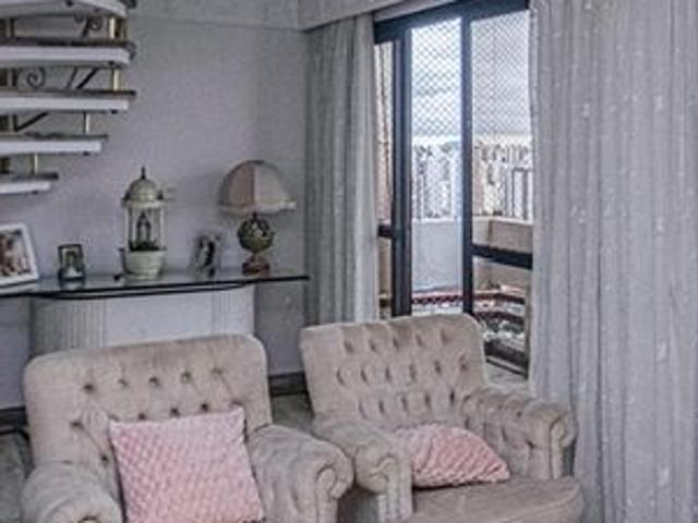Apartamento para alugar com 300m², 4 quartos e 4 vagas