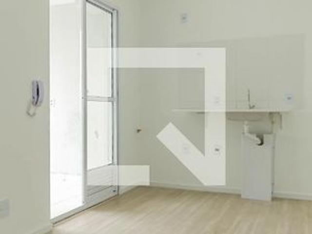 Apartamento para alugar com 30m², 2 quartos e sem vaga