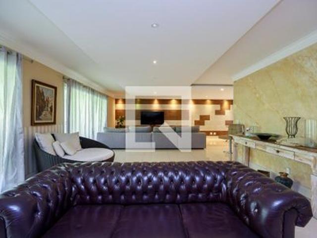 Apartamento para alugar com 317m², 4 quartos e 4 vagas