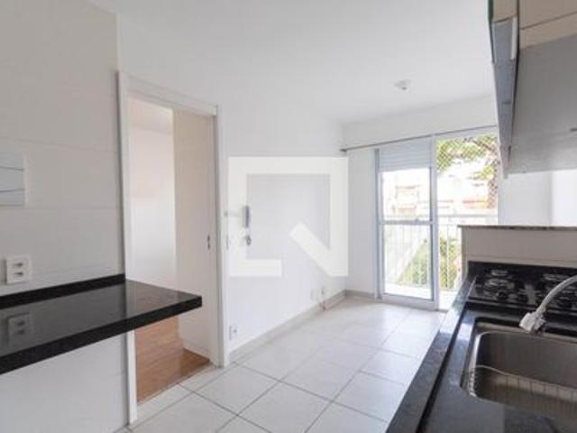 Apartamento para alugar com 32m², 1 quarto e sem vaga