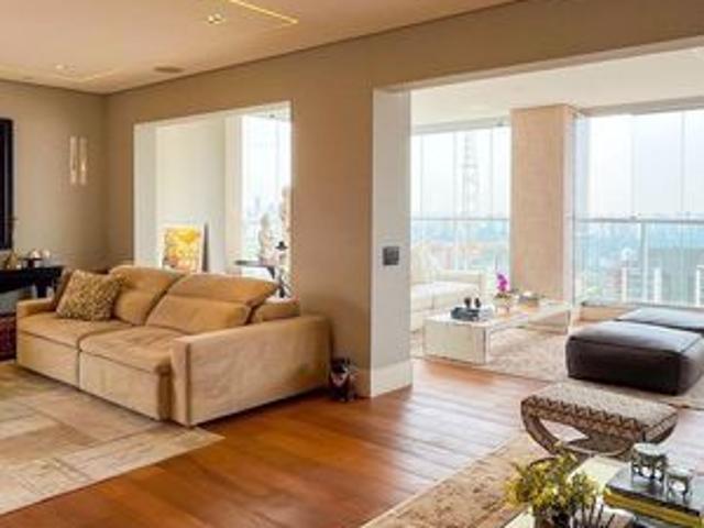 Apartamento para alugar com 330m², 4 quartos e 4 vagas