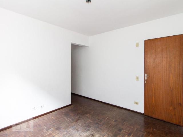 Apartamento para alugar com 33m², 1 quarto e sem vaga