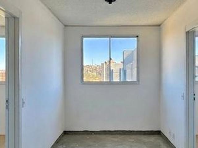 Apartamento para alugar com 34m², 2 quartos e sem vaga