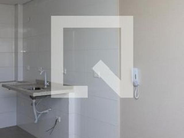 Apartamento para alugar com 40m², 2 quartos e sem vaga