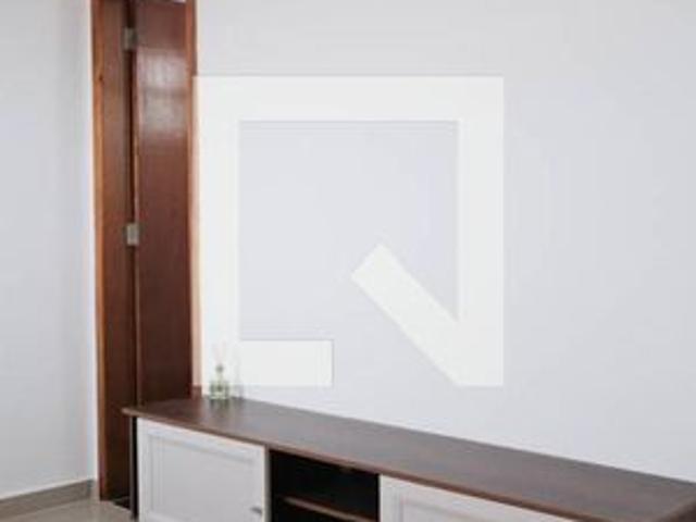 Apartamento para alugar com 40m², 2 quartos e sem vaga