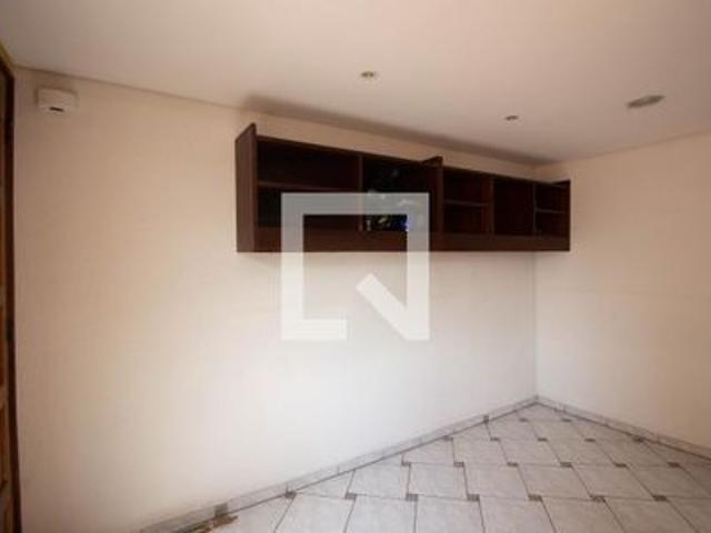 Apartamento para alugar com 40m², 2 quartos e 1 vaga