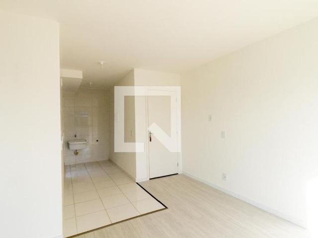 Apartamento para alugar com 44m², 2 quartos e 1 vaga
