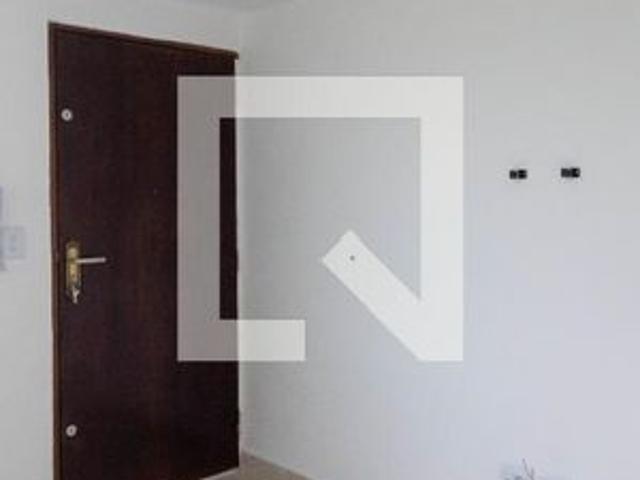 Apartamento para alugar com 0m², 0 quarto e sem vaga