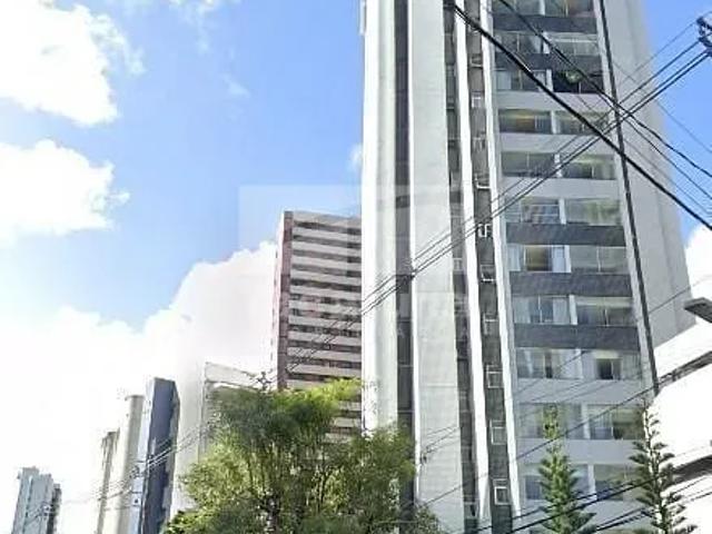 Apartamento para alugar com 4 quartos e 168 m² por R$ 4.300/mês
