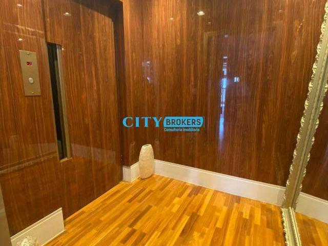 Apartamento para alugar com 4 quartos e 350 m² por R$ 25.000/mês