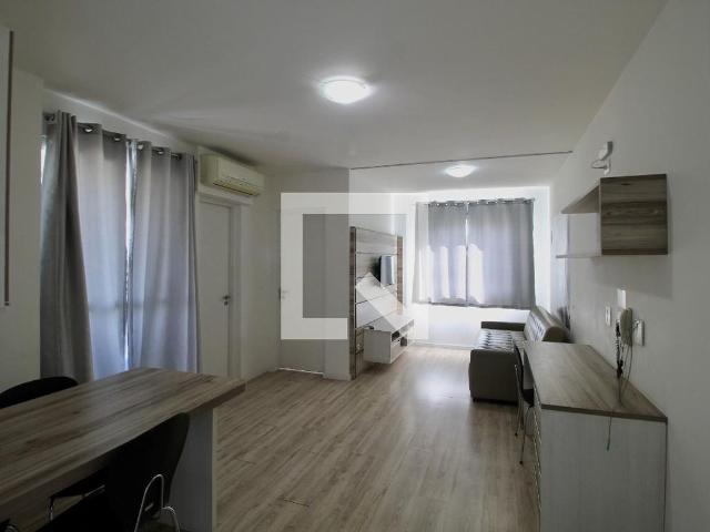 Apartamento para alugar com 56m², 1 quarto e sem vaga