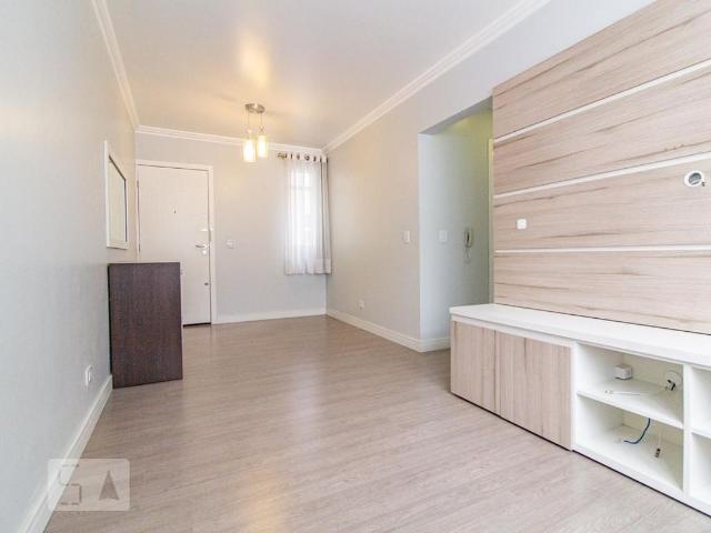 Apartamento para alugar com 58m², 2 quartos e 1 vaga