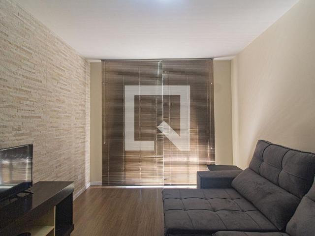 Apartamento para alugar com 60m², 2 quartos e 1 vaga