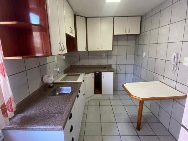 Apartamento para alugar com 63m², 3 quartos e sem vagas