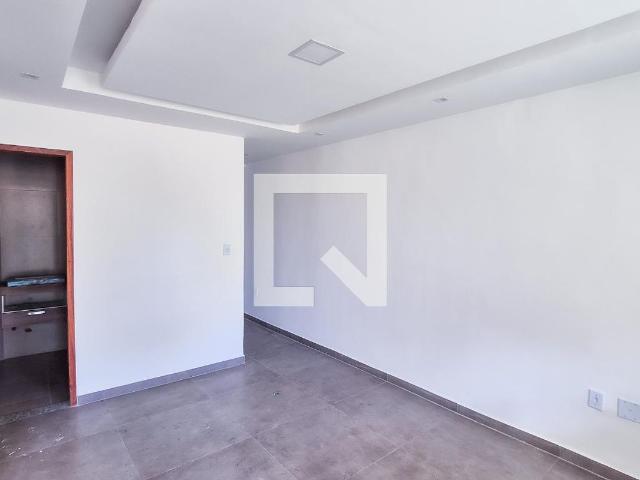 Apartamento para alugar com 64m², 2 quartos e 1 vaga