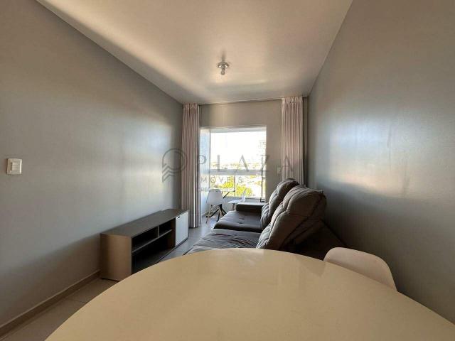Apartamento para alugar com 70m², 2 quartos e 1 vaga
