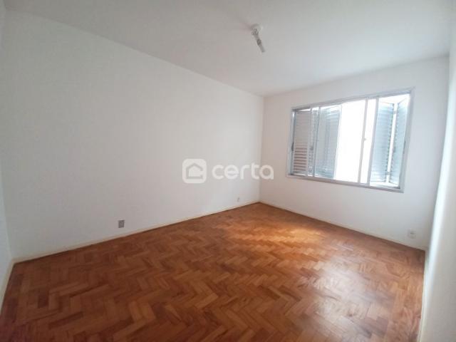 Apartamento para alugar com 70m², 2 quartos, Medianeira, Porto Alegre