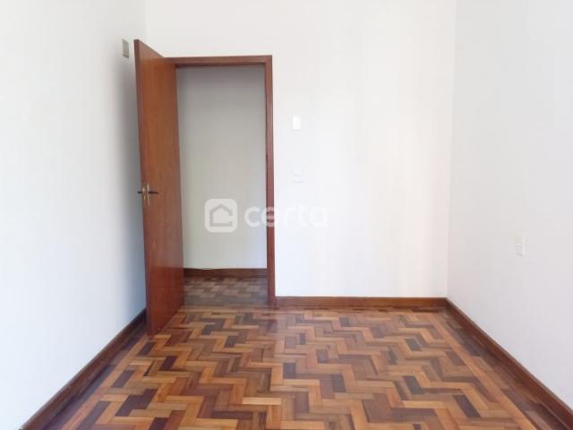 Apartamento para alugar com 70m², 2 quartos, Rio Branco, Porto Alegre