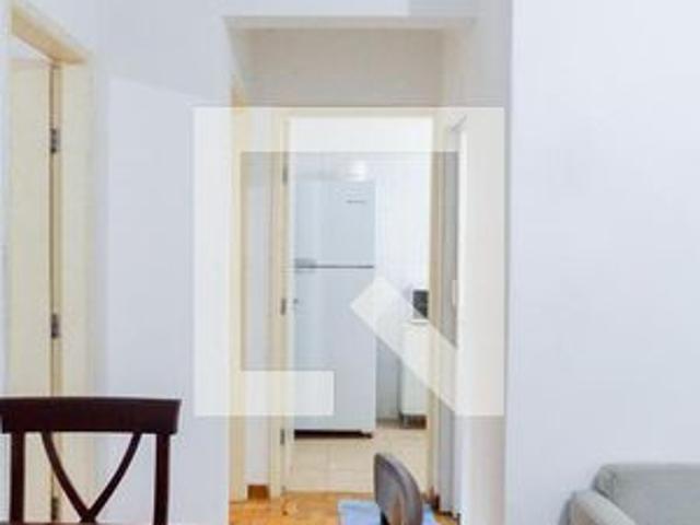 Apartamento para alugar com 72m², 2 quartos e sem vaga