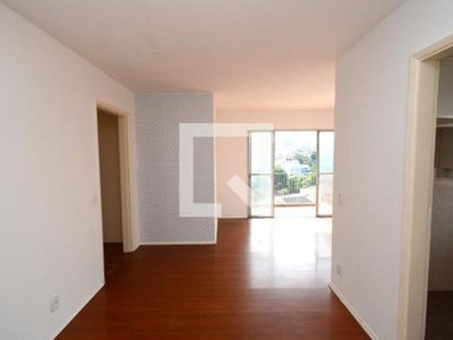Apartamento para alugar com 81m², 2 quartos e 2 vagas