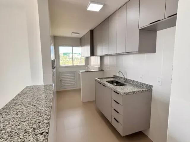 Apartamento para alugar com armários planejados e sacada e 2 quartos 1 suíte no eldorado