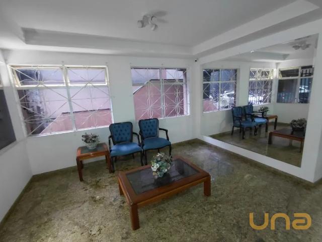 Apartamento para Alugar de 45 m² com 1 quarto, 1 banheiro e 1 vaga no Centro, Curitiba/PR