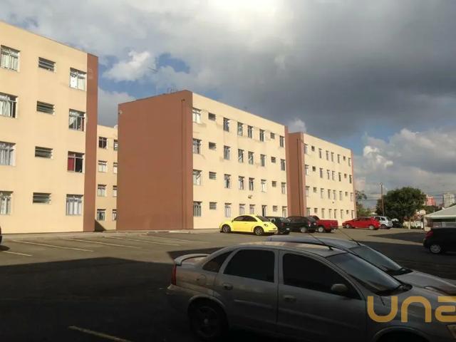 Apartamento para Alugar de 54,36 m² com 2 quartos, 1 banheiro e 1 vaga no Capão Raso, Curitiba/PR