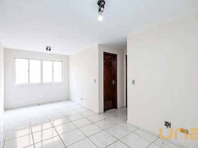 Apartamento com 2 dormitórios para alugar, 72 m² por R$ 2.594,09/mês Jardim Social Curitiba/PR