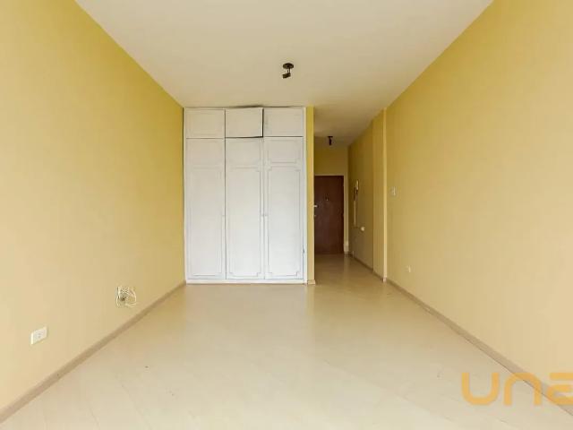 Apartamento para Alugar de 24,93 m² com 1 quarto e 1 banheiro no Centro, Curitiba/PR