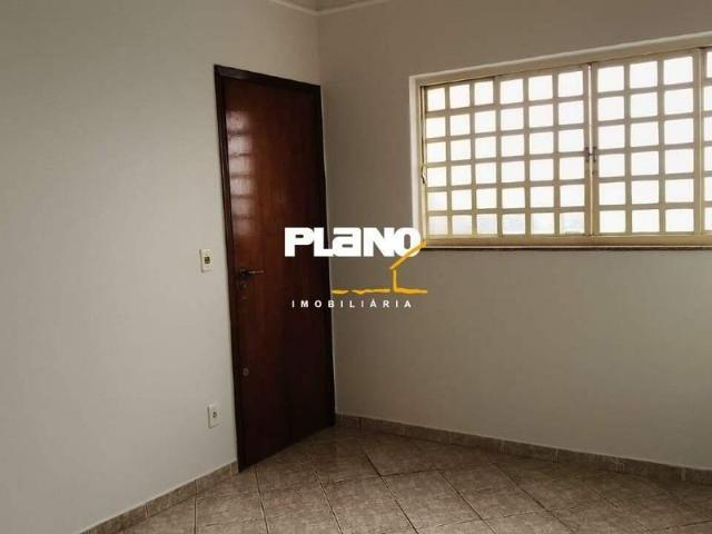 Apartamento Para Alugar Em Vila Scarabucci de 95.00 m² Com 3 Quartos, 1 Suite E 1 Garagem