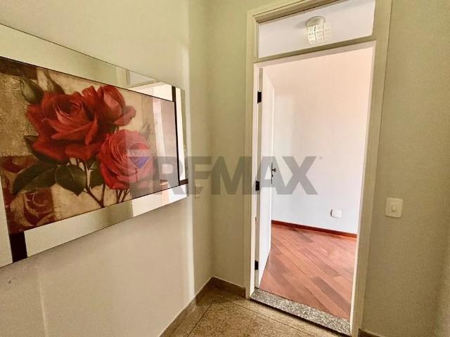 Apartamento Para Alugar Em Centro de 200.00 m² Com 3 Quartos, 1 Suite E 1 Garagem