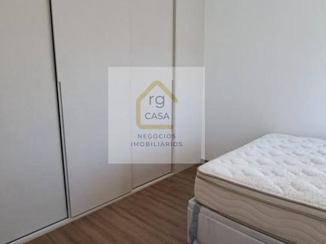 Apartamento Para Alugar Em Centro de 62.00 m² Com 2 Quartos, 1 Suite E 1 Garagem