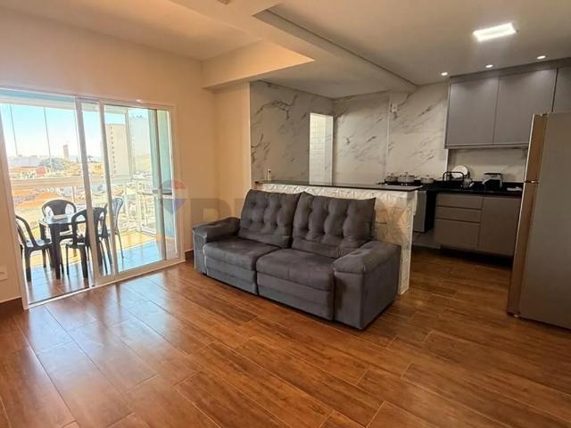 Apartamento Para Alugar Em Centro de 94.00 m² Com 3 Quartos, 1 Suite E 2 Garagens