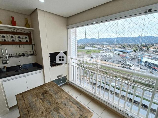 Apartamento Para Alugar Em Cézar de Souza de 80.00 m² Com 3 Quartos, 1 Suite E 2 Garagens