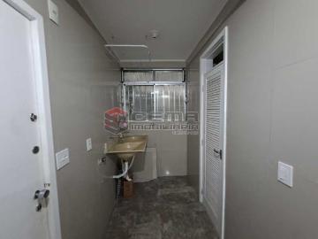 Rua Senador Vergueiro, Rio de Janeiro, Praça Cuauhtémoc