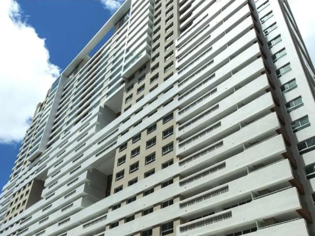 Apartamento para Alugar Mobiliado com 2 Dormitórios e 76 m2 Privativo no LifeSpace Curitiba no Batel