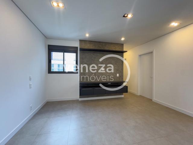 Apartamento para alugar na região Sul de Londrina com 2 quartos e sacada