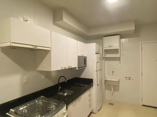 Apartamento para alugar no bairro Praia de Fora Palhoça/SC
