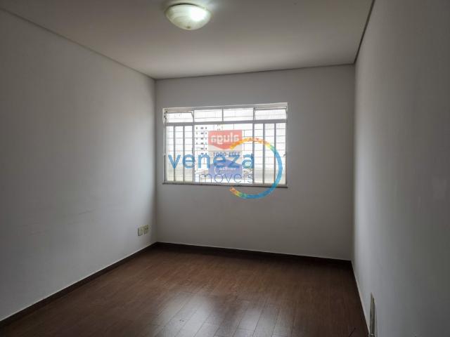 Apartamento para alugar com 2 quartos no Centro, Londrina