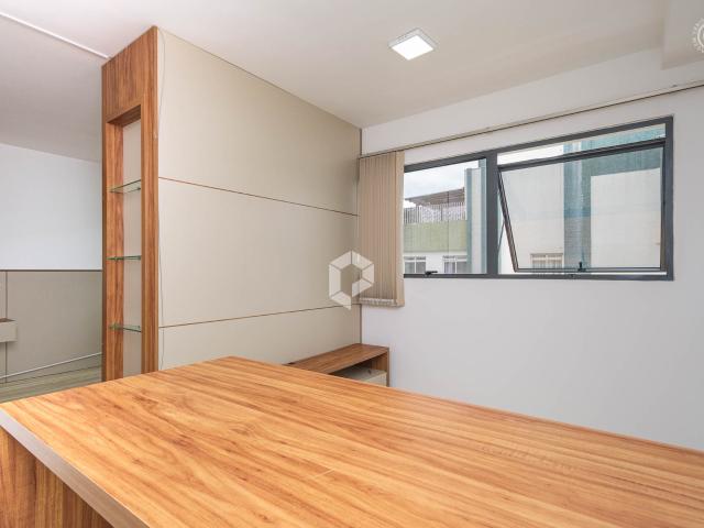 Apartamento para Alugar ou Vender em Curitiba no bairro Juvevê
