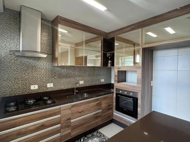 Apartamento para Alugar por R$ 6.000/mês