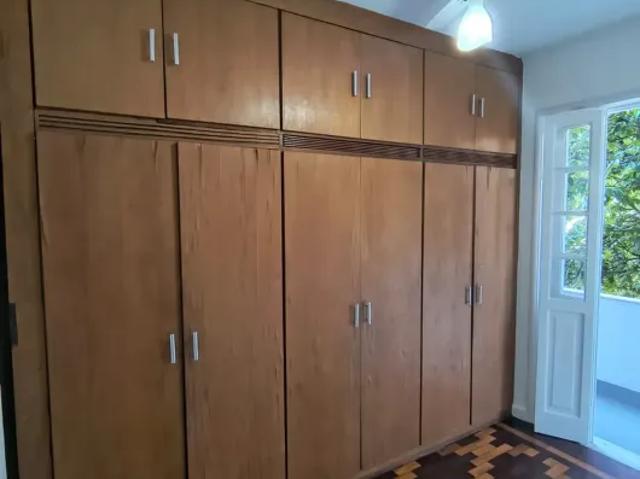 Apartamento para alugar possui 100 metros quadrados com 3 quartos em Ipanema Rio de Janeiro RJ