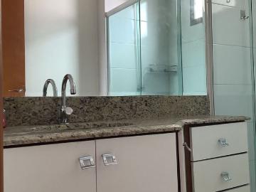 Apartamento para alugar em Praça Philogimito Lannes - Elevador