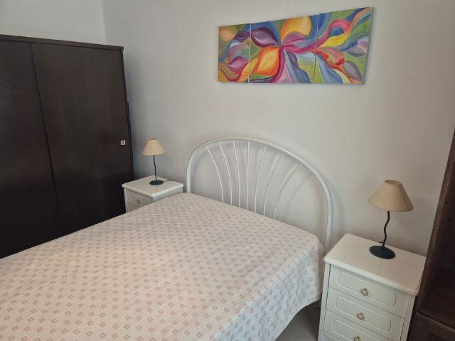 Apartamento para arrendamento Anual