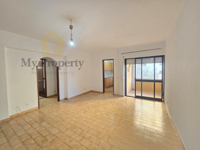 Apartamento para Arrendamento Anual Praia da Rocha