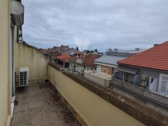Apartamento para arrendamento no centro da cidade do porto