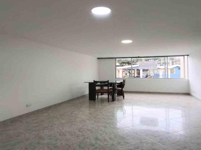 Apartamento para Arriendo en Campohermoso, Manizales