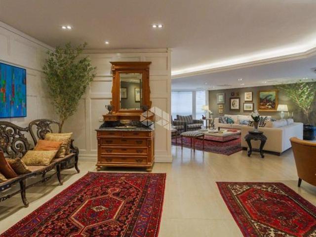 Apartamento para comprar no Bela Vista com 4 suítes