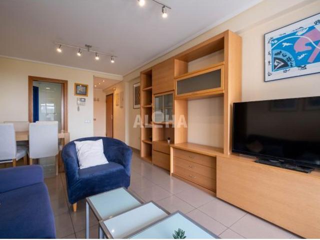 APARTAMENTO PARA ESTUDIANTES UNIVERSITARIOS EN LA PLAYA DE LA PATACONA