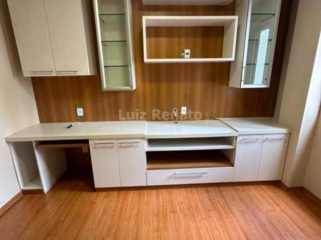 Apartamento para locação, 4 quartos, 3 banheiros, 3 vagas, 136m² na Savassi